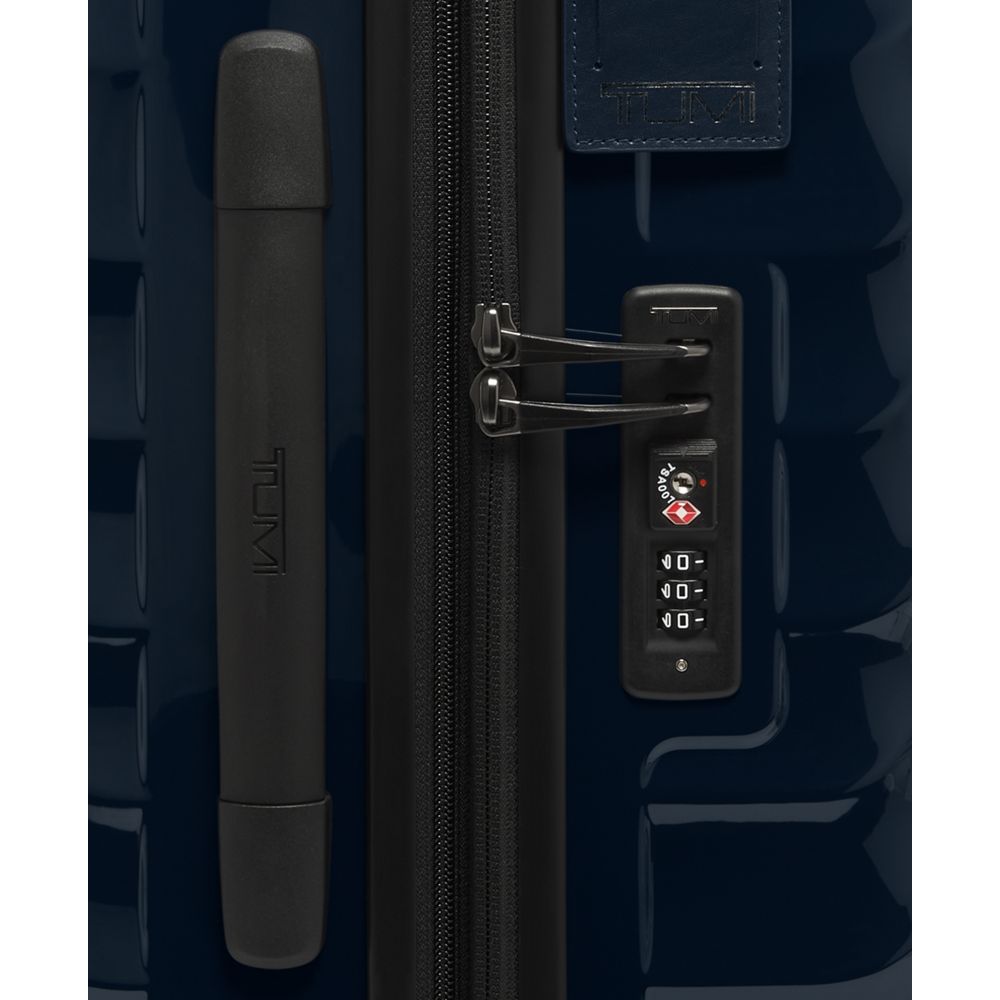 Short Trip Expandable 4 Wheeled Packing Case