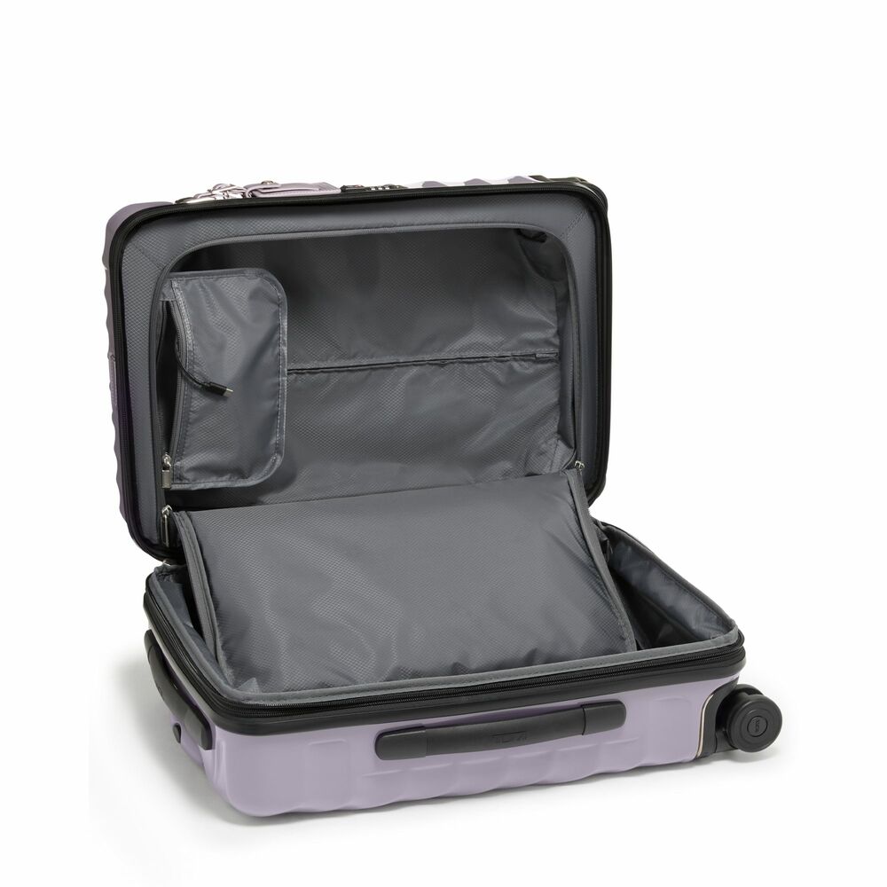 19 Degree International Expandable 4 Wheels Carry On Lilac