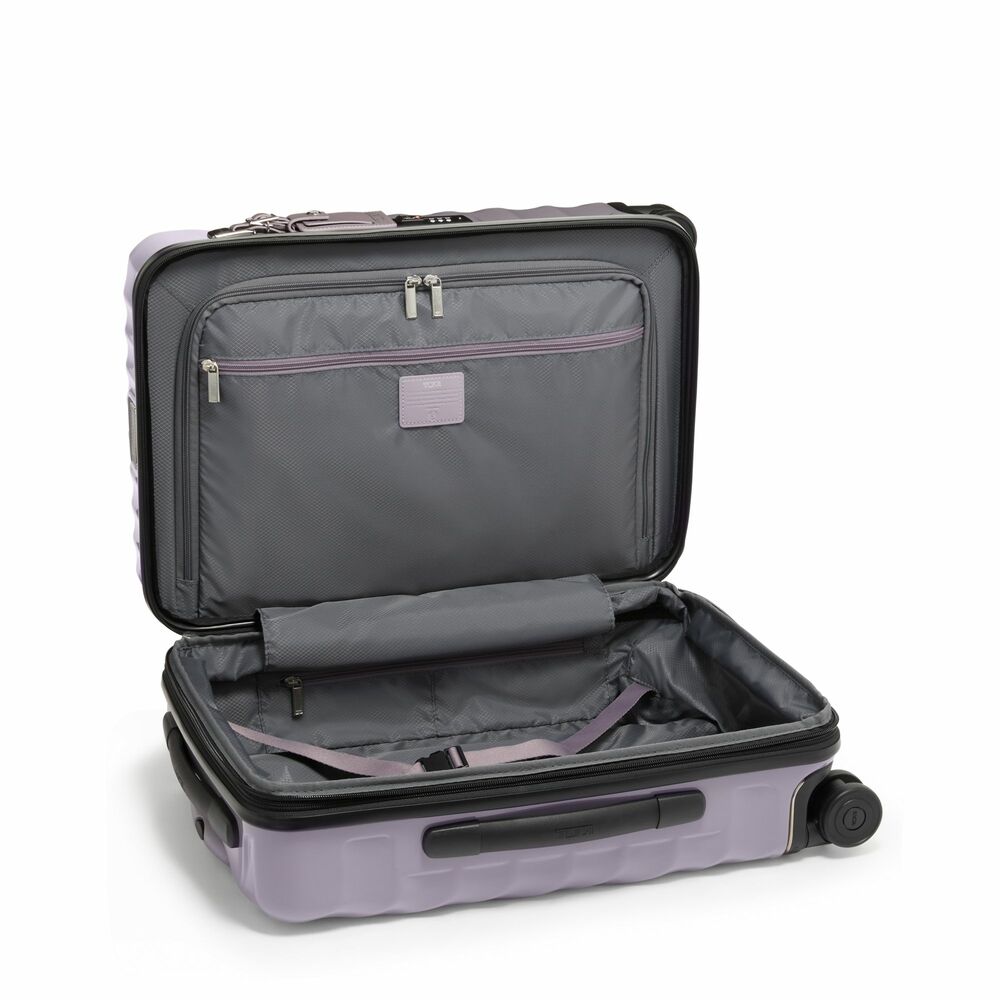 19 Degree International Expandable 4 Wheels Carry On Lilac